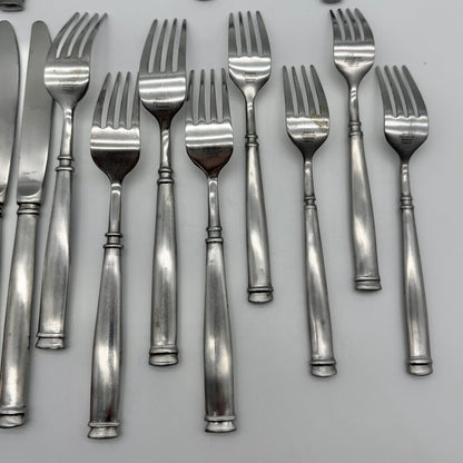 Hampton Silversmiths Avignon 1 Satin Sainless Flatware 20 Piece Lot /cb