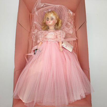 Vintage Madame Alexander Elise #1655 Bridesmaid Doll 17” in Box Beautiful /cb