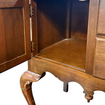 Ethan Allen Mahogany Foyer Table