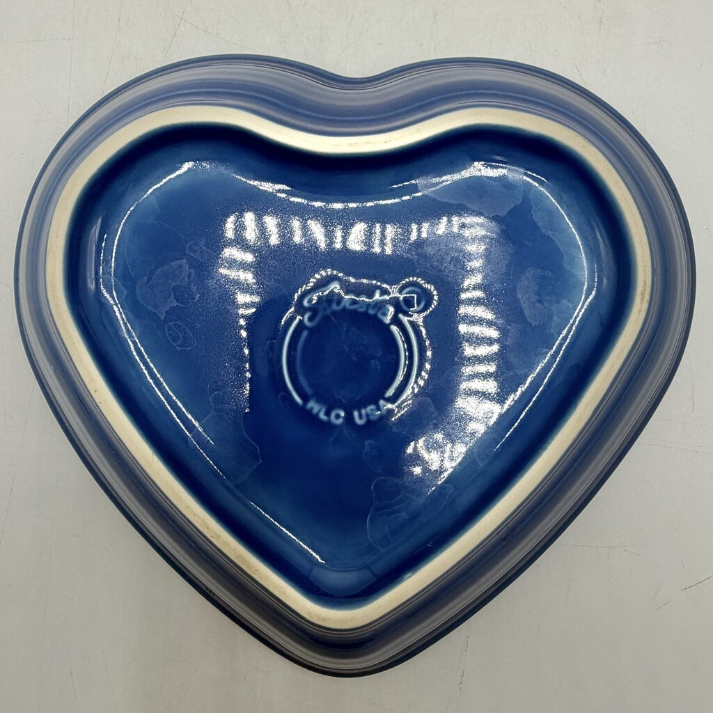 Homer Laughlin Fiesta Heart Shaped Bowls 7 1/2” Lapis & Scarlet Red Set/2 /cb