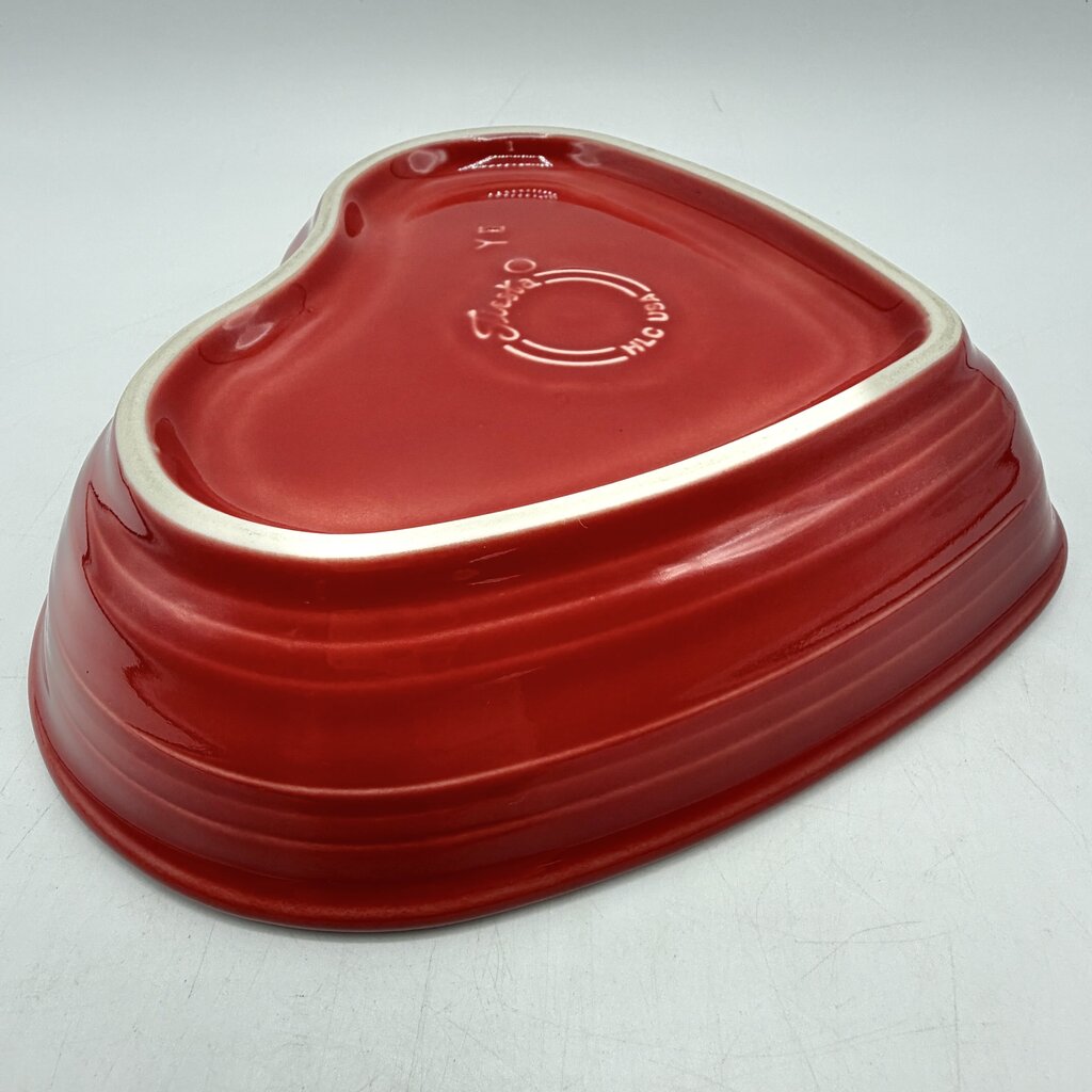 Homer Laughlin Fiesta Heart Shaped Bowls 7 1/2” Lapis & Scarlet Red Set/2 /cb