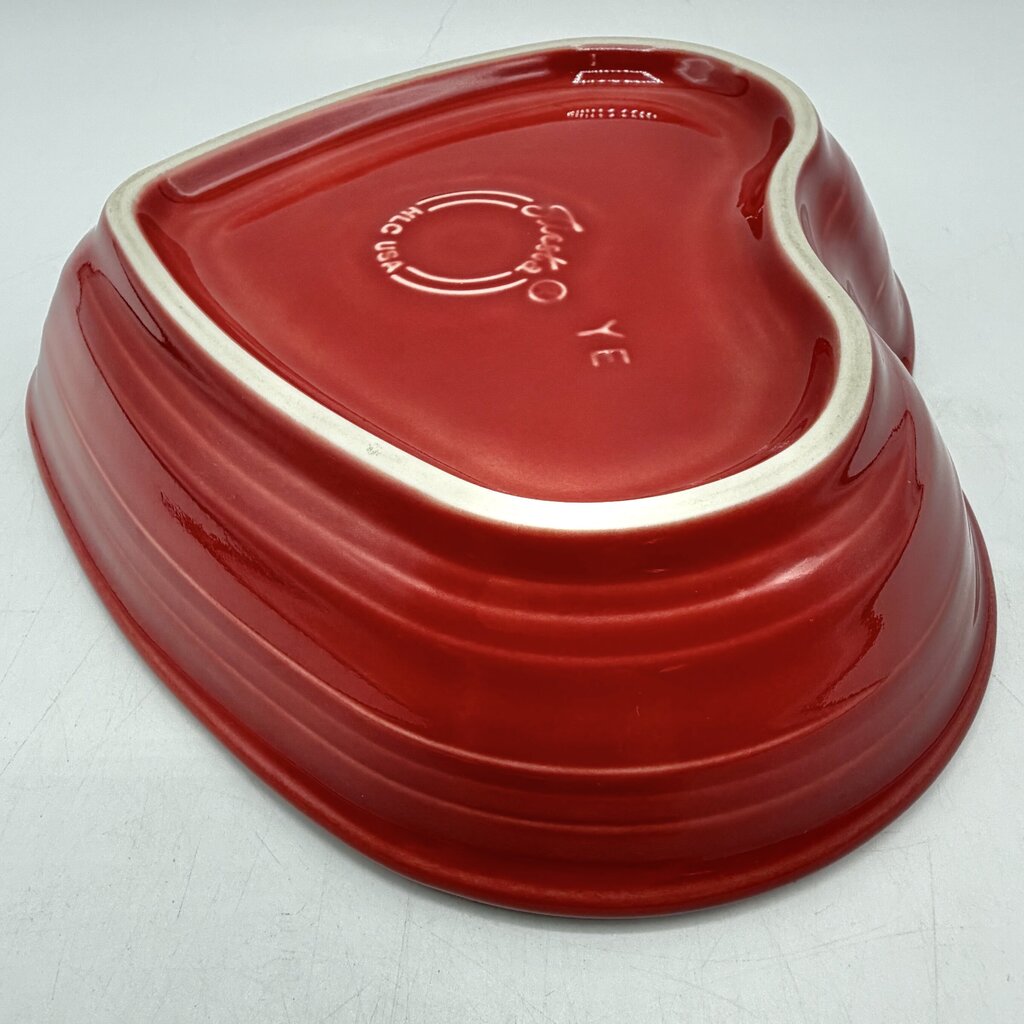 Homer Laughlin Fiesta Heart Shaped Bowls 7 1/2” Lapis & Scarlet Red Set/2 /cb
