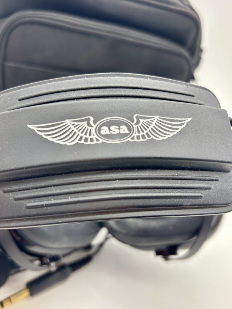 ASA Air Classics Aviation Headseet Two Prong Plug Black Pilot Headset with Case /j