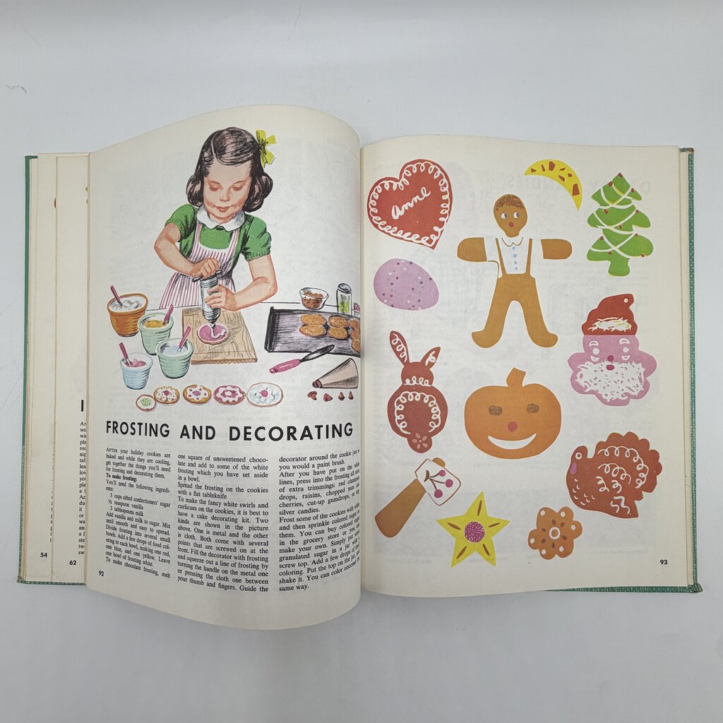 Vintage 1953 McCall’s Giant Golden Make-It Book Children Activity Hardcover Book /cb