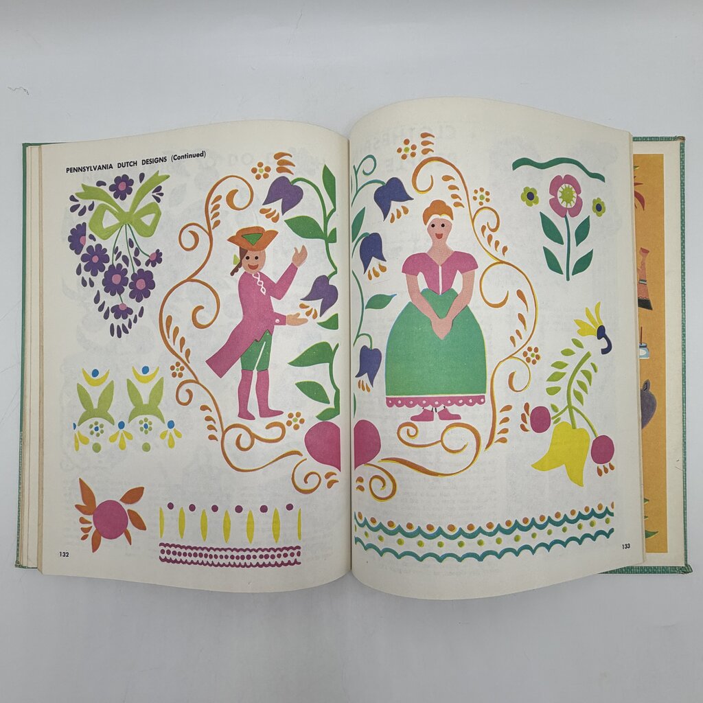 Vintage 1953 McCall’s Giant Golden Make-It Book Children Activity Hardcover Book /cb