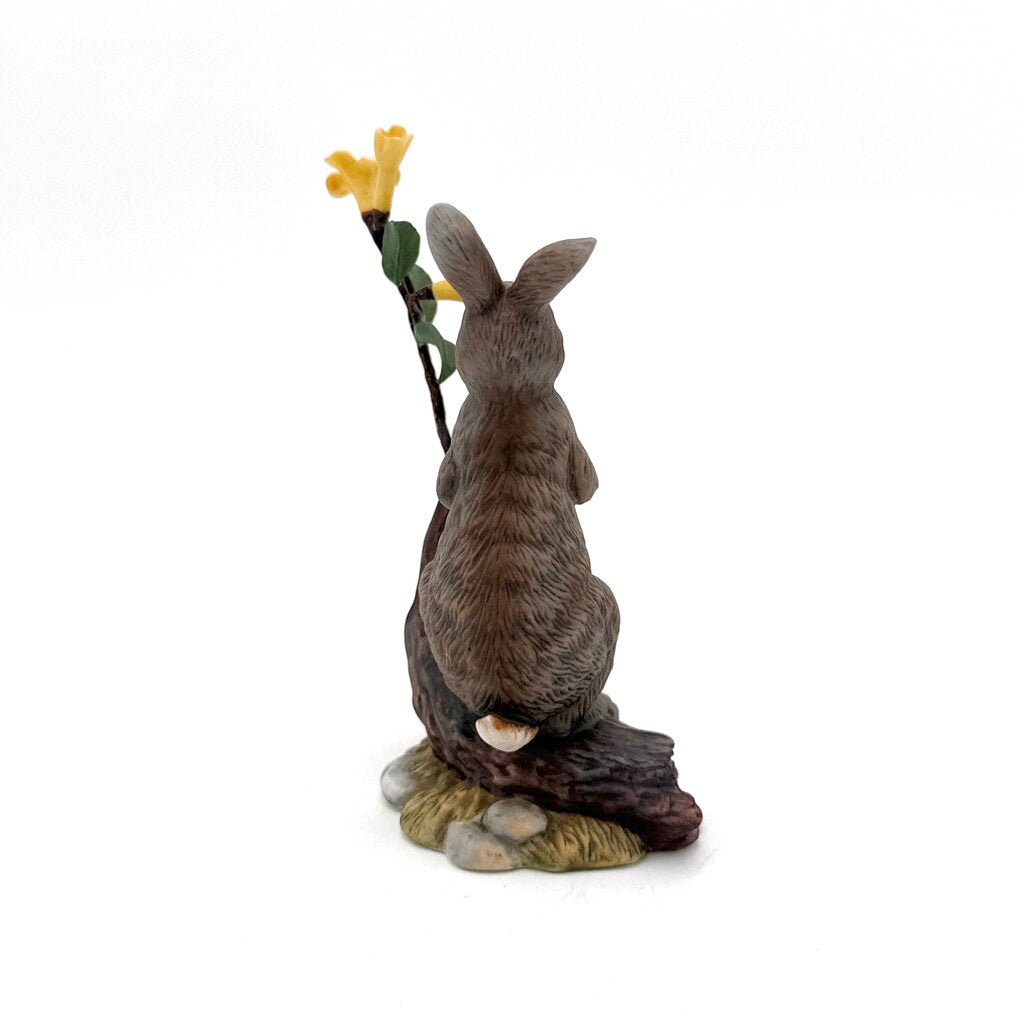 VTG Lenox "Cottontail Rabbit With Yellow Flowers" Figurine