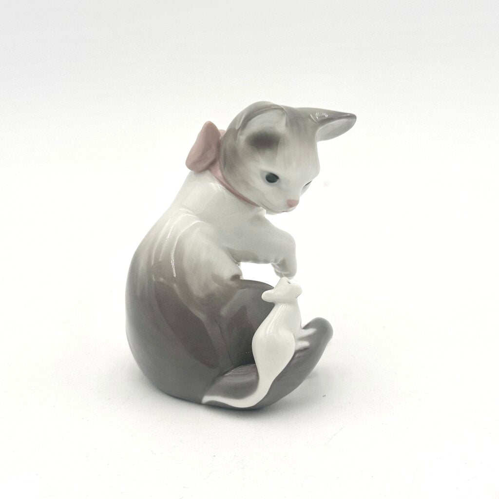 VTG Lladro Cat and Mouse Porcelain Figurine no. 5236