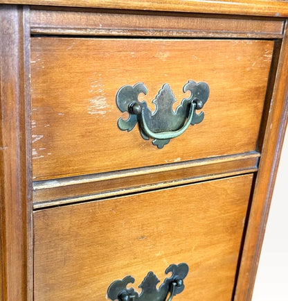Kling 7 Drawer Maple Desk