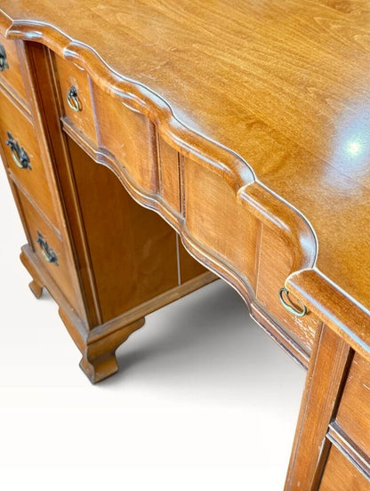 Kling 7 Drawer Maple Desk