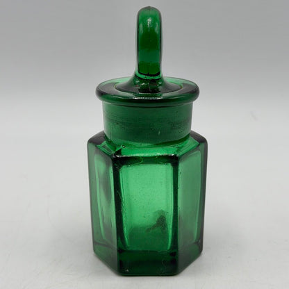 Antique Victorian Hexagonal Emerald Green Glass Smelling Salts Bottle /cb