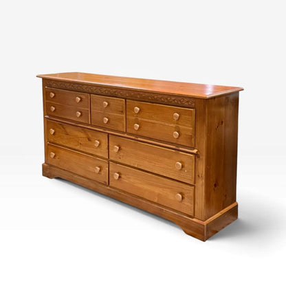 Oak Leaf Trim 7 Drawer Long Dresser