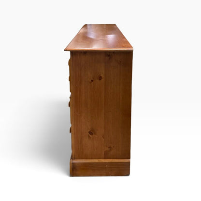 Oak Leaf Trim 7 Drawer Long Dresser