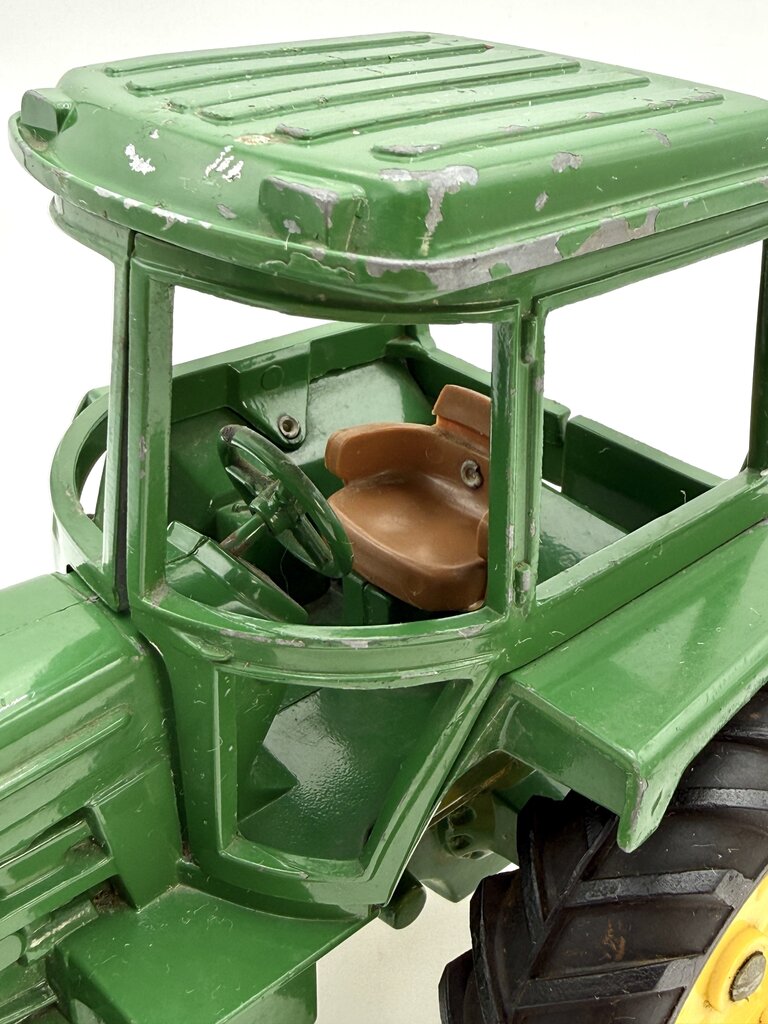 VTG John Deere 1:16 Diecast Farm Tractor w/ Disc Harrow & Manure Spreader