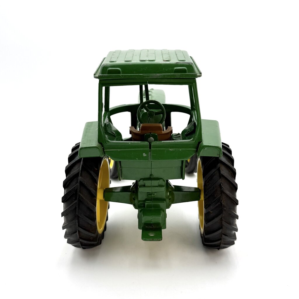 VTG John Deere 1:16 Diecast Farm Tractor w/ Disc Harrow & Manure Spreader
