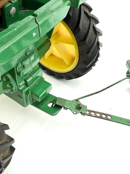 VTG John Deere 1:16 Diecast Farm Tractor w/ Disc Harrow & Manure Spreader