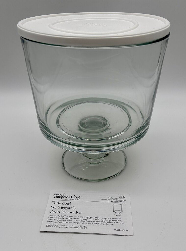 Pampered Chef Trifle Bowl New in Open Box /j