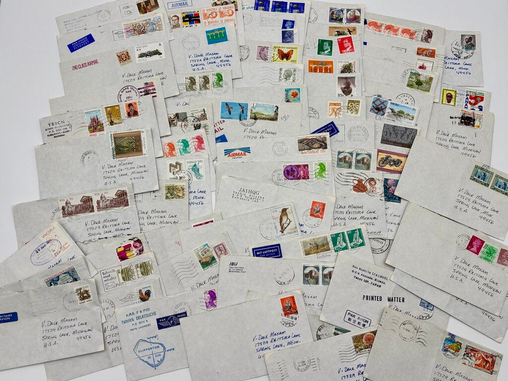 Lot of 200+ Vtg. International Stamps & Covers /j