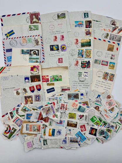 Lot of 200+ Vtg. International Stamps & Covers /j