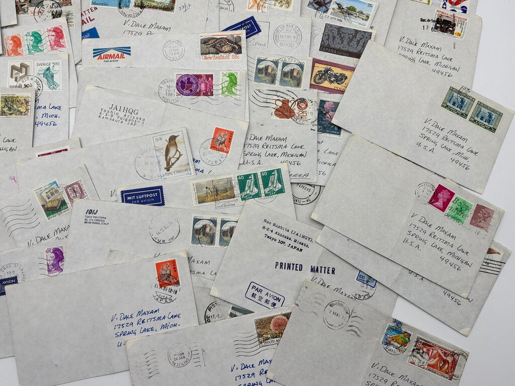 Lot of 200+ Vtg. International Stamps & Covers /j