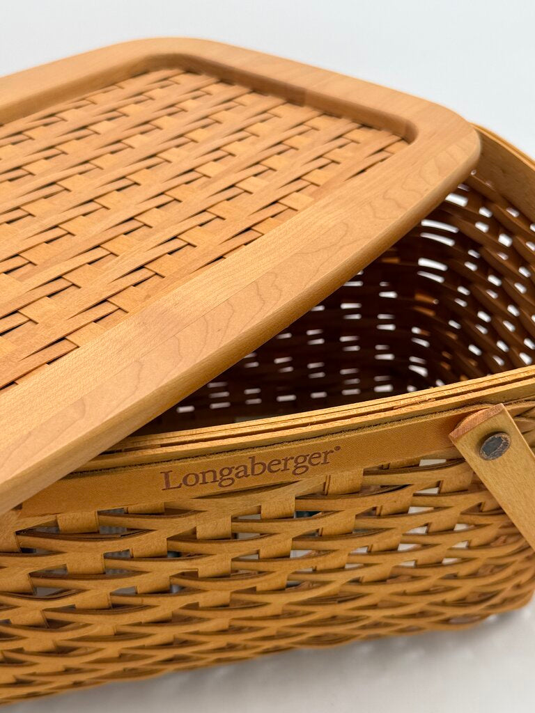 Longaberger 2000 Founder's Market Picnic Basket