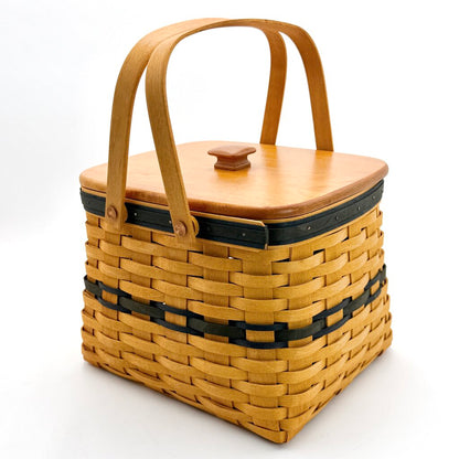 Longaberger 1998 Collectors Club Woven Picnic Basket w/ Wood Lid & Handle