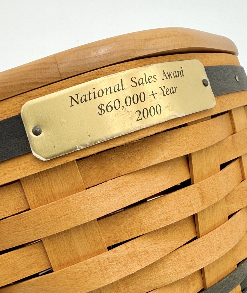 Longaberger 2000 Sales Award Handwoven Woven Wood Basket w/ Lid & Handle