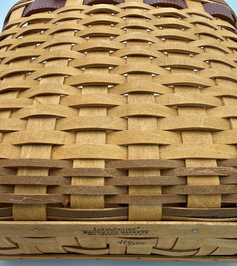 Longaberger 2003 VIP Sales Woven Maple Basket