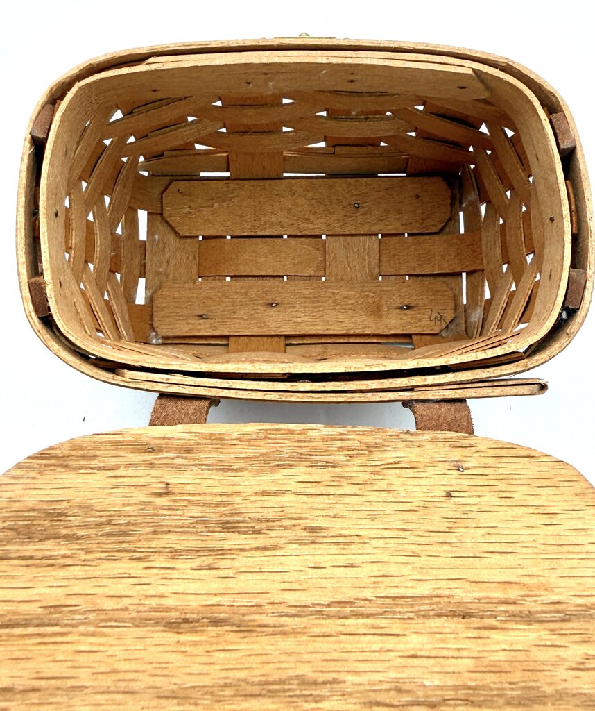 Set of 2 Longaberger Handwoven Lidded Basket w/ Leather Handles