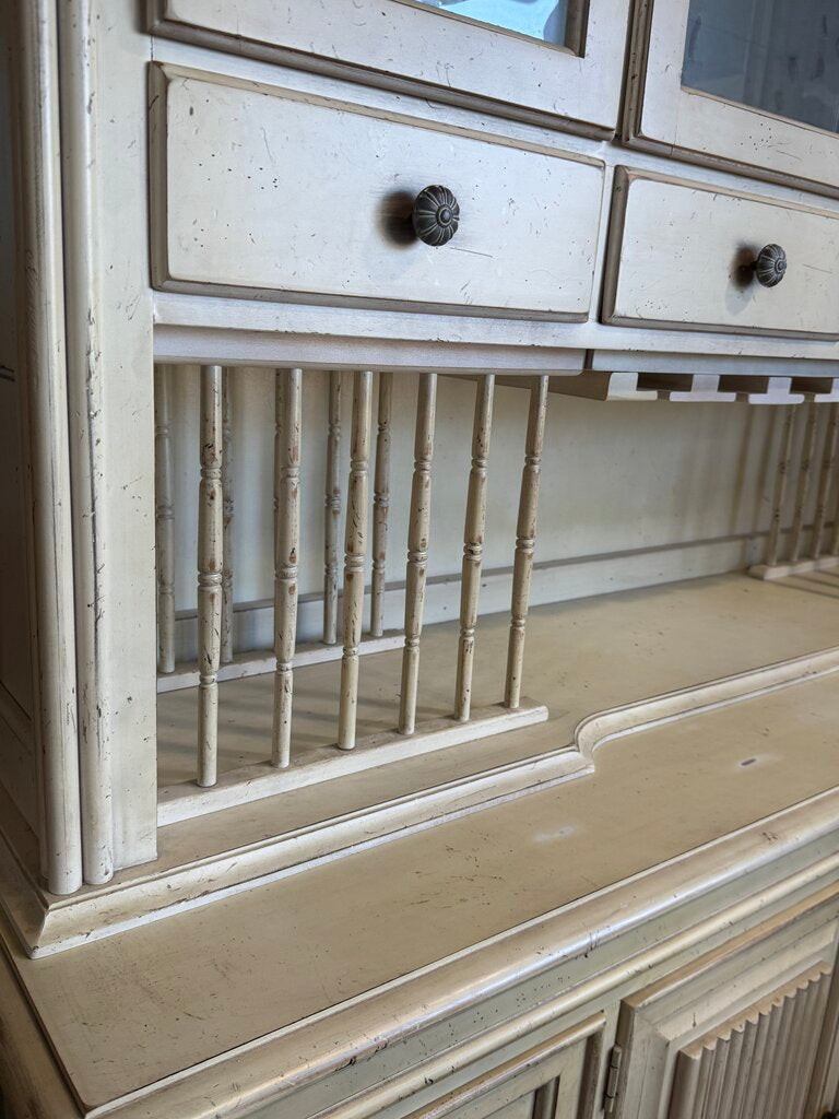 Lexington Buffet and Wine Bar Hutch
