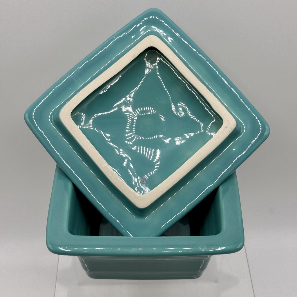 Fiestaware Turquoise Square Gift Box/Belk Box 9oz /h