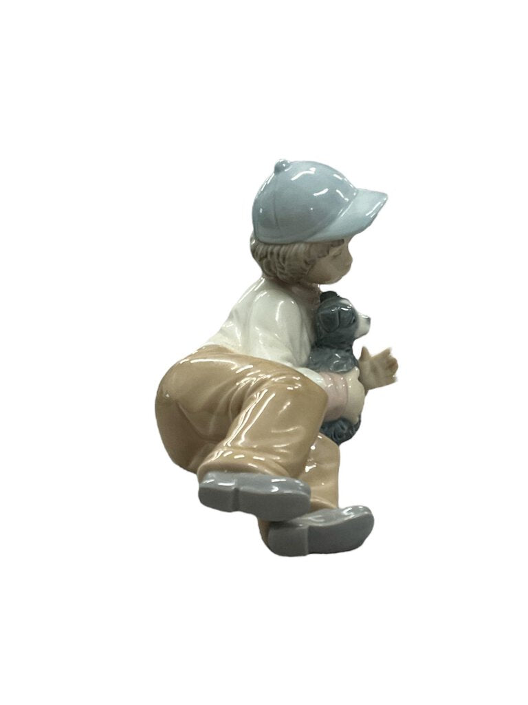 NAO My Pal Figurine - Boy w/ Dog /45