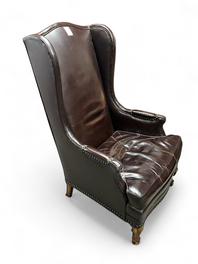 Leather Arm Chair w/Ottoman