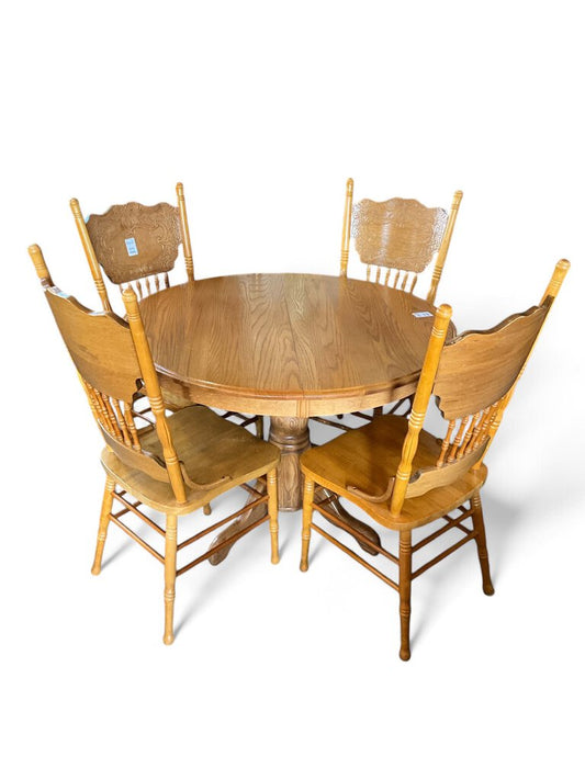 Table & 4 chairs