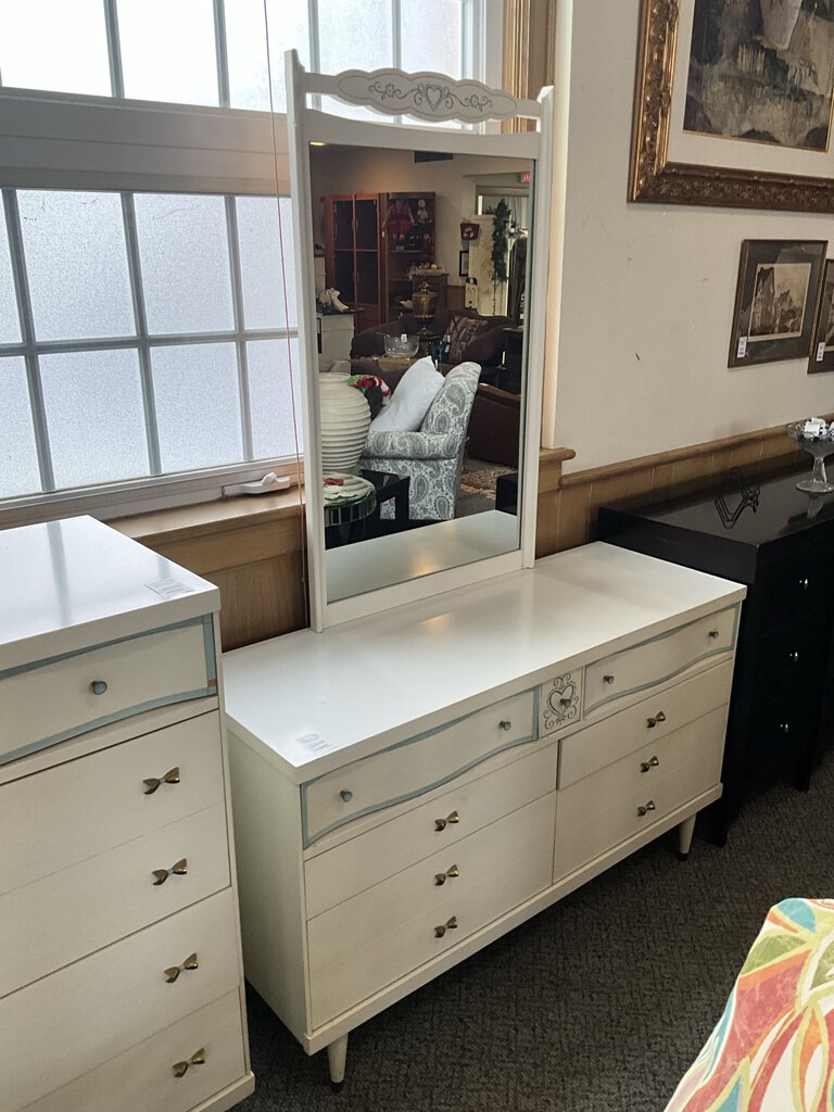 Mid-Century Dresser 7 Drawer