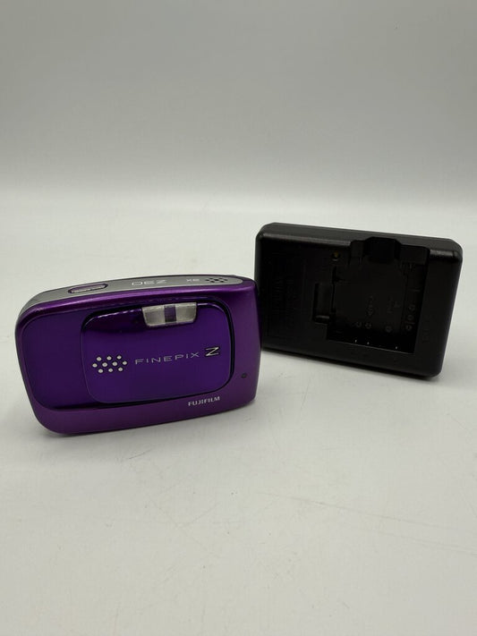 Fuji Fine Pix Z Digital Camera Purple Charger Untested /ro