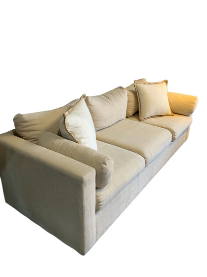 Selig Sofa