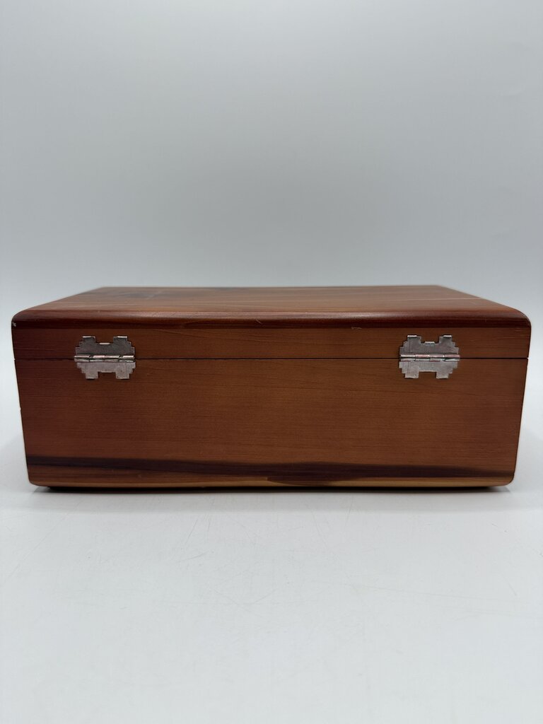 Lane Cedar Chest Salesman Sample Jewelry Box /ro