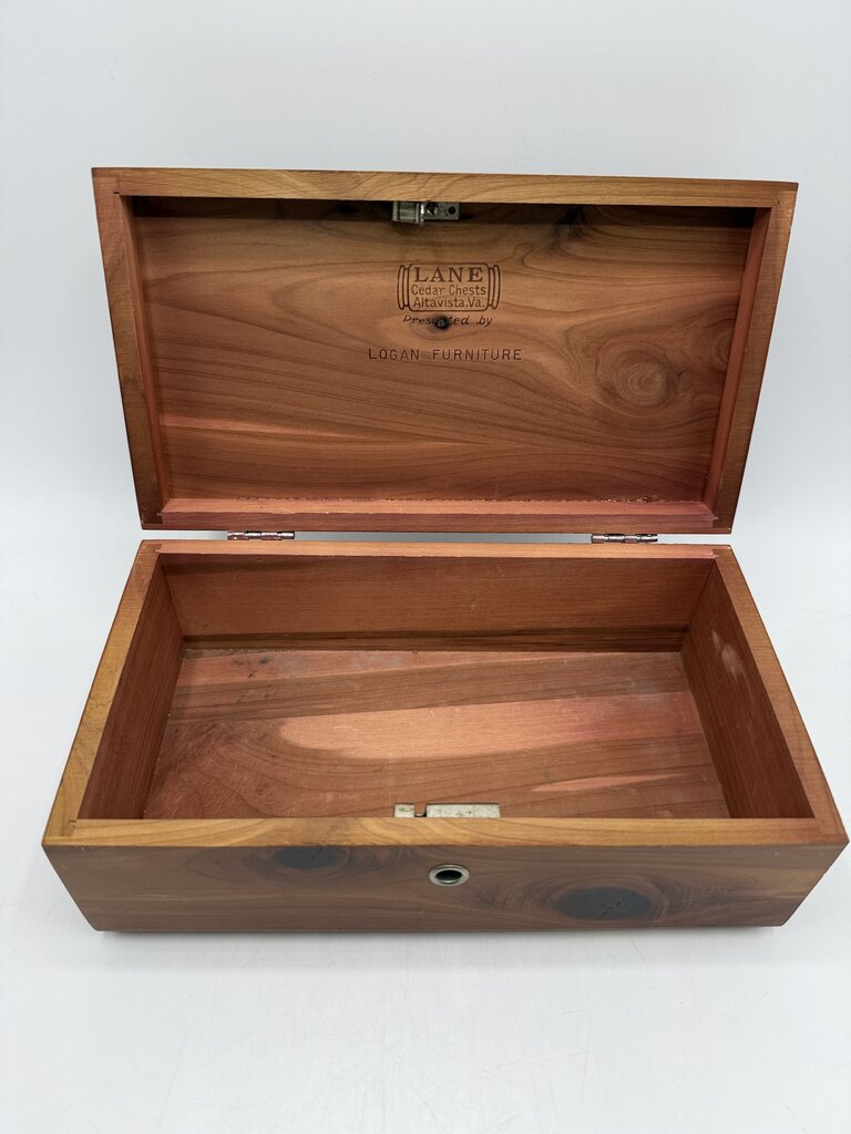Lane Cedar Chest Salesman Sample Jewelry Box /ro