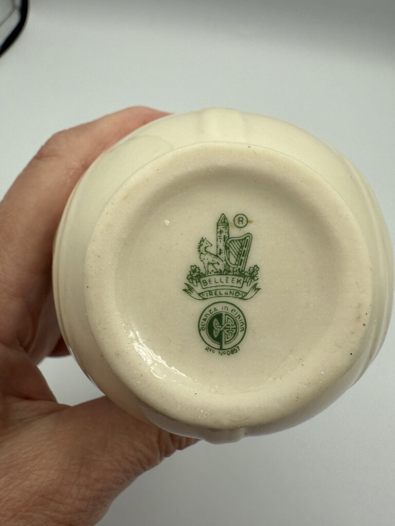 Vintage Belleek Ireland Shamrock Pitcher/Vase #0857 7” /roh