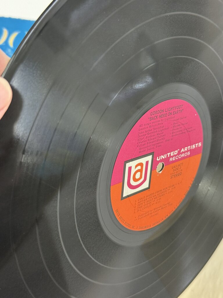 VTG Vinyl Album Gordon Lightfoot Back Here on Earth LP /ro