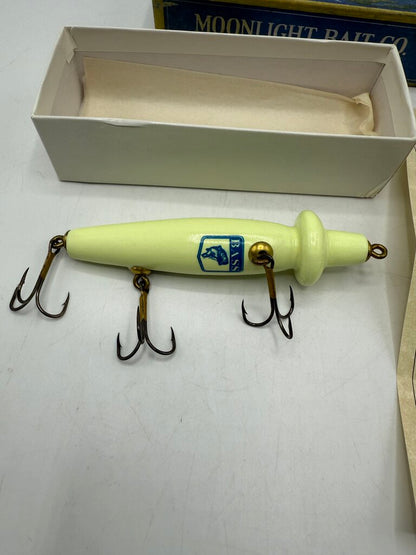 Moonlight Bait Co. 2001 B.A.S.S. Limited Edition #1 Glow in the Dark Lure NIB /roh