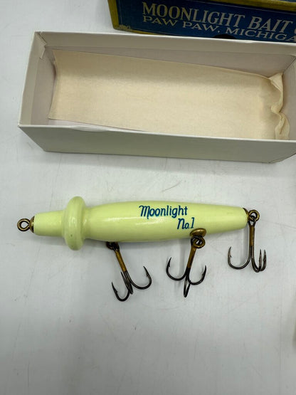 Moonlight Bait Co. 2001 B.A.S.S. Limited Edition #1 Glow in the Dark Lure NIB /roh
