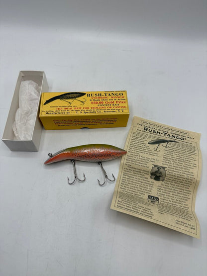 2000 Rush-Tango Limited Edition Fishing Lure in Box /roh