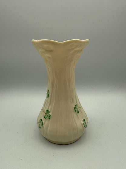VTG Belleek Shamrock Daisies Porcelain Bud Vase 6” Brown Stamp /ro