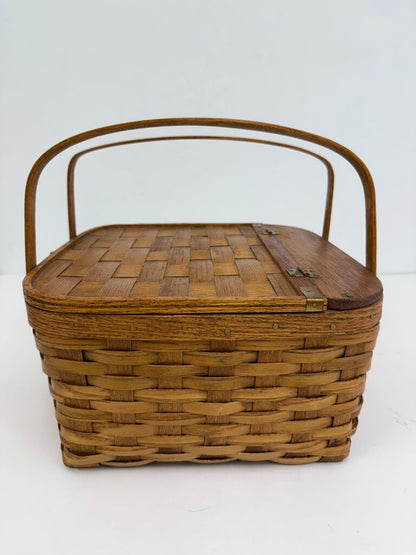 VTG Square HInged Pie Basket Double Handle /rw