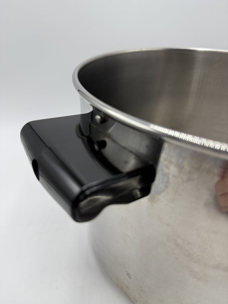 Farberware 18/10 StainlessSteel Stock Pot 8 Quart /rw