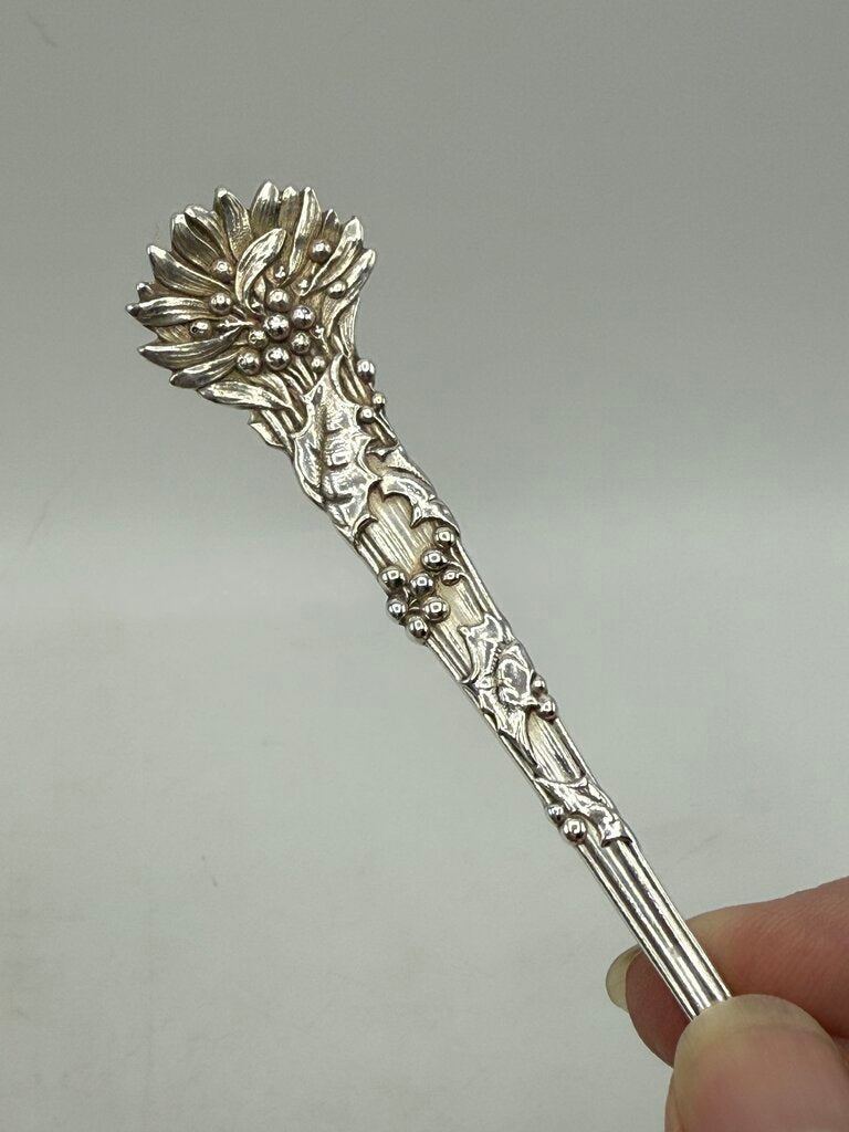 Tiffany & Co. Sterling Silver Sugar Serving Spoon Holly Pattern /ro