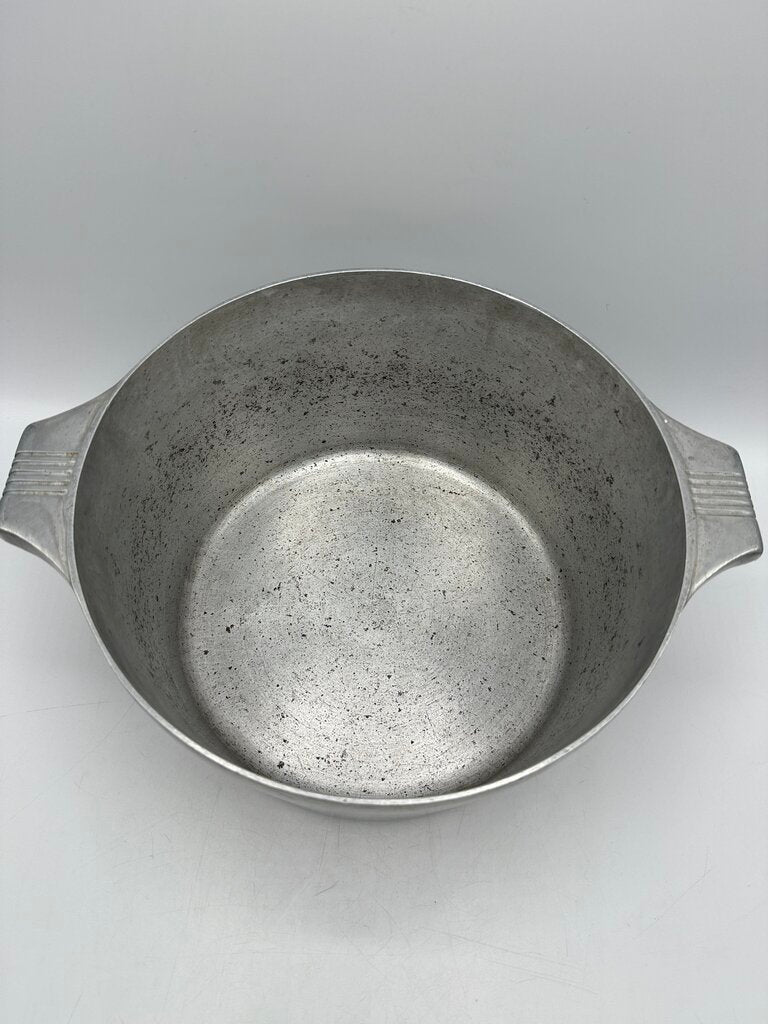VTG Wagner Ware Magnalite 6 Qt Aluminum Dutch Oven/Stockpot /rw