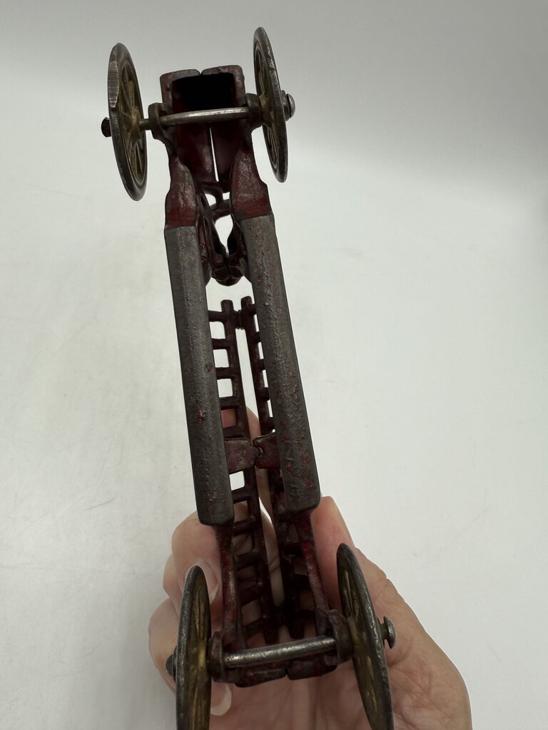 Vintage Antique Cast Iron Toy Firetruck w/Driver 7.5” /ro