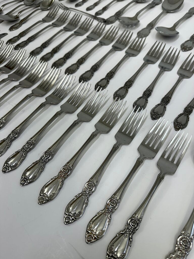 Oneida Community Stainless Arbor Rose Flatware 12 Place Settings 80 Pieces /rw